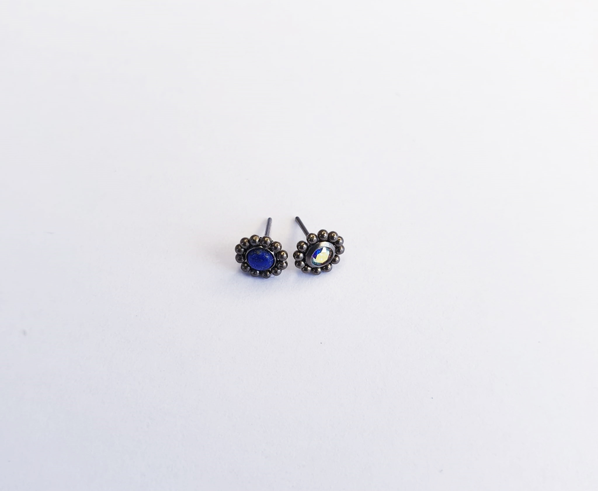 Threadless Flower Titanium